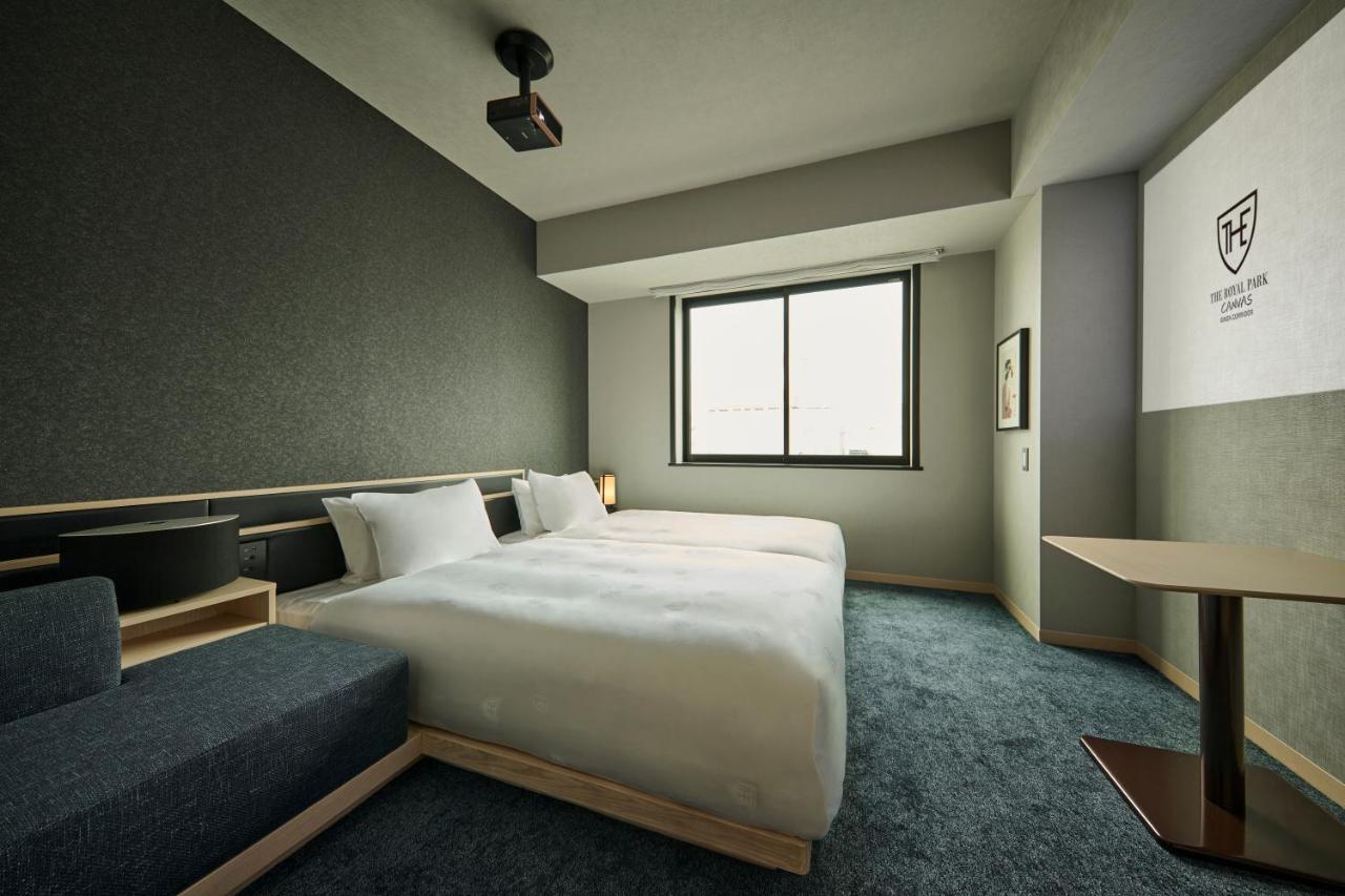 Standard Hollywood Zweibettzimmer – Omiki (8.–13. Etage)