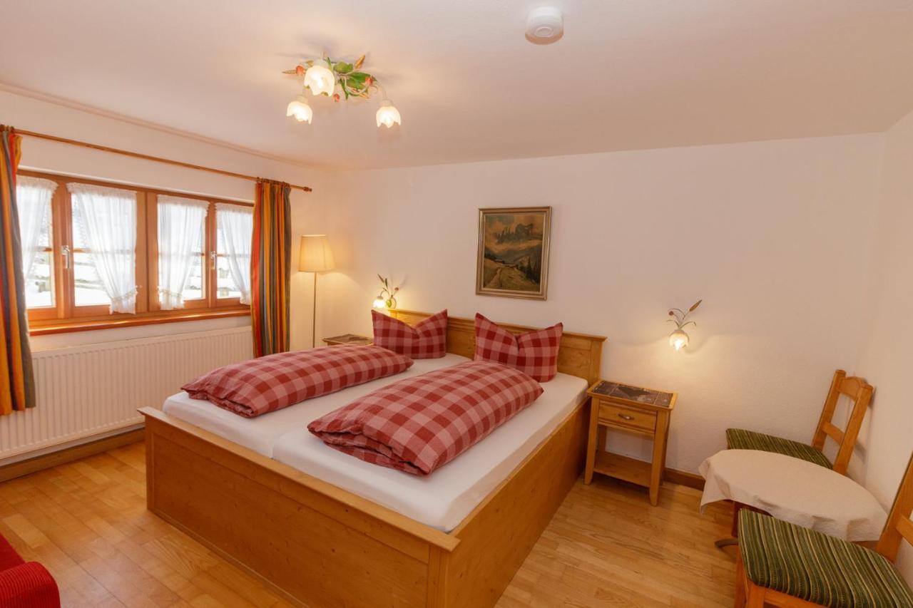 Großes Doppelzimmer