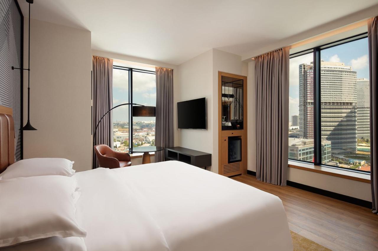 Executive Corner King Room - Club Lounge Access,1347438437:JPEG