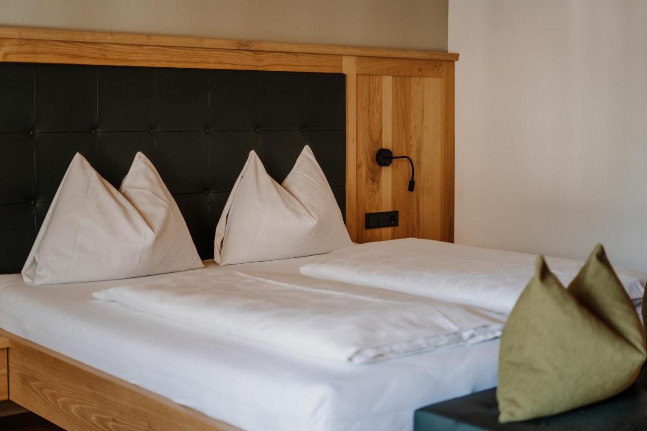 Doppelzimmer mit Balkon