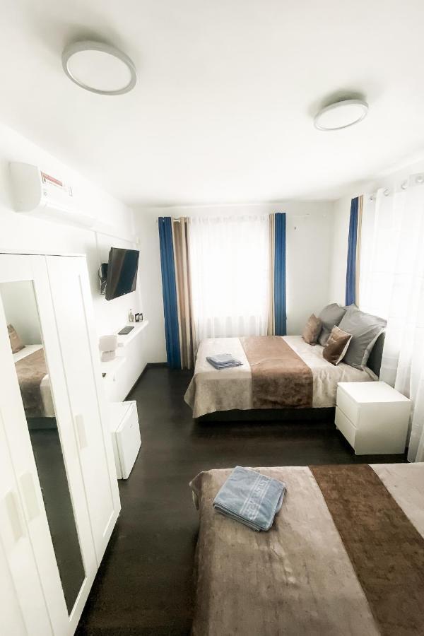 Zweibettzimmer