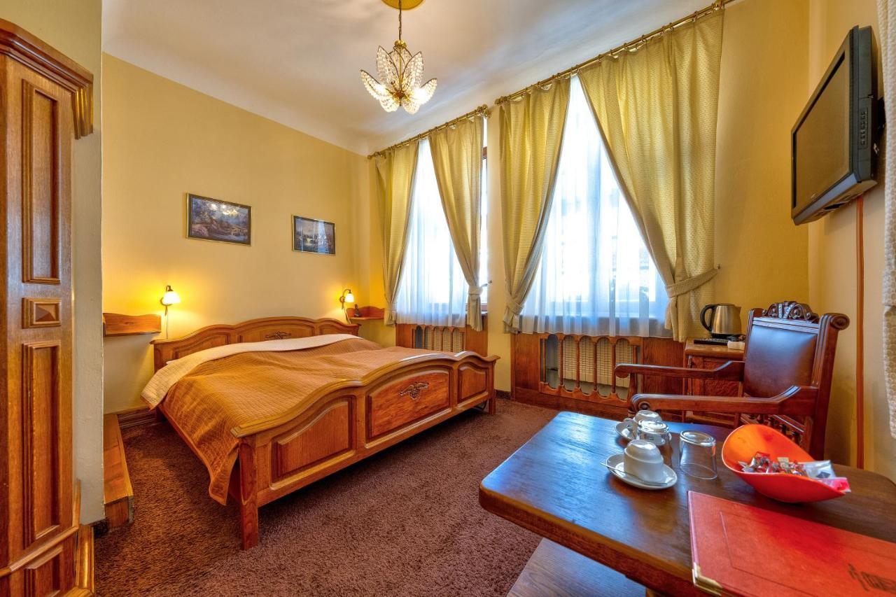 Doppelzimmer mit Zustellbett