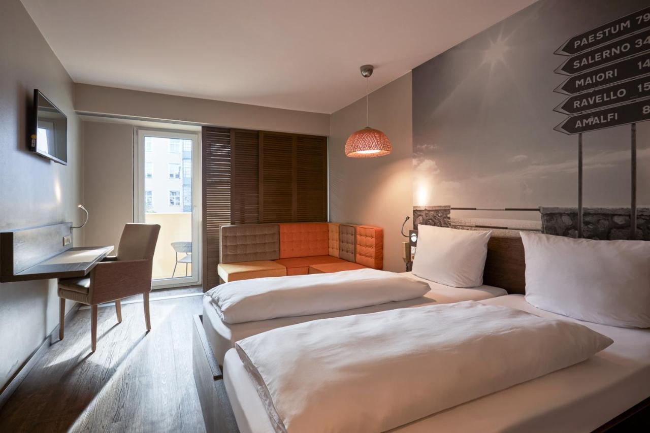 Deluxe Double Room,1377644933:JPEG