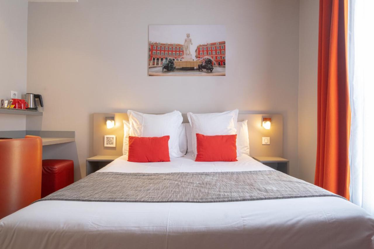 Standard Doppel- oder Zweibettzimmer - Straßenseite