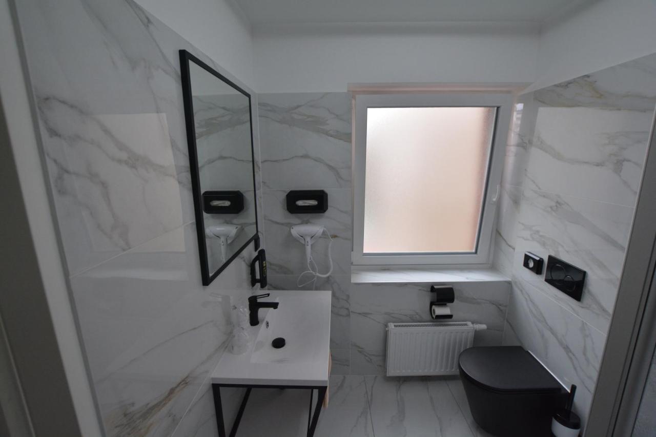 Dreibettzimmer