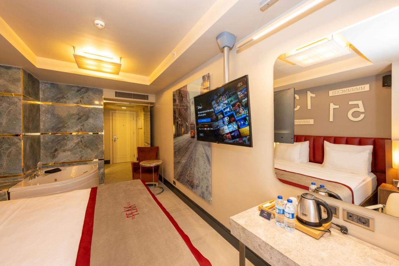 Deluxe Zimmer mit Whirlpool und Balkon