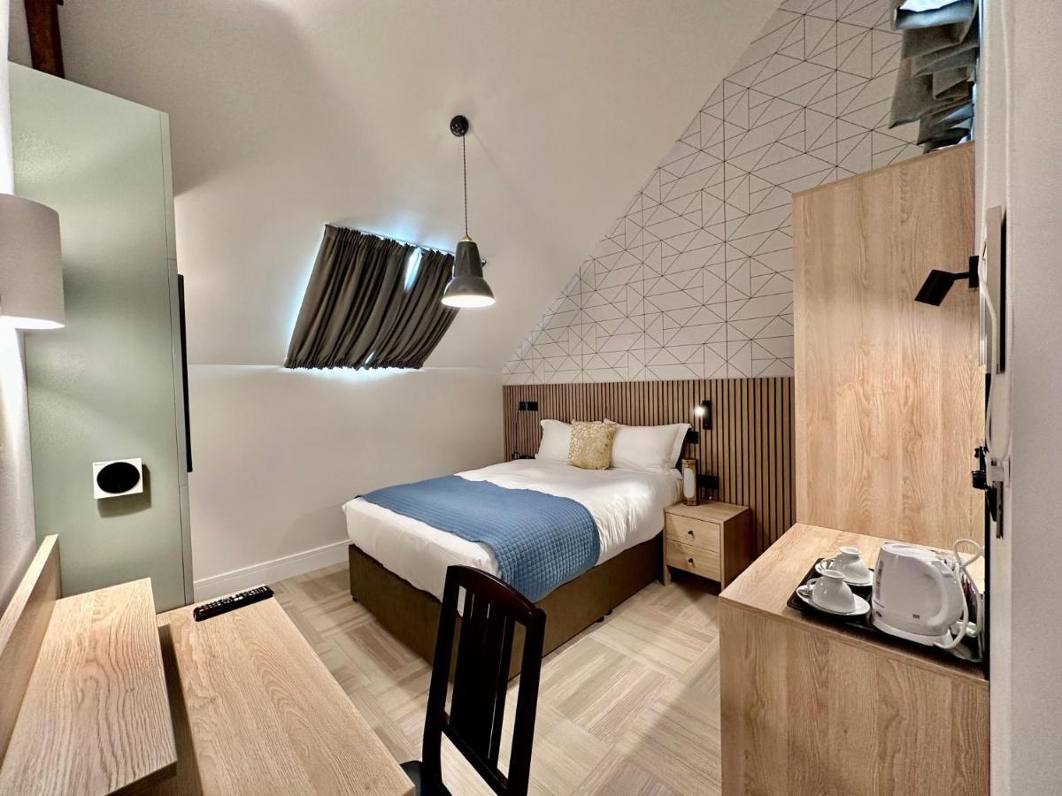 Einzelzimmer mit Queensize-Bett