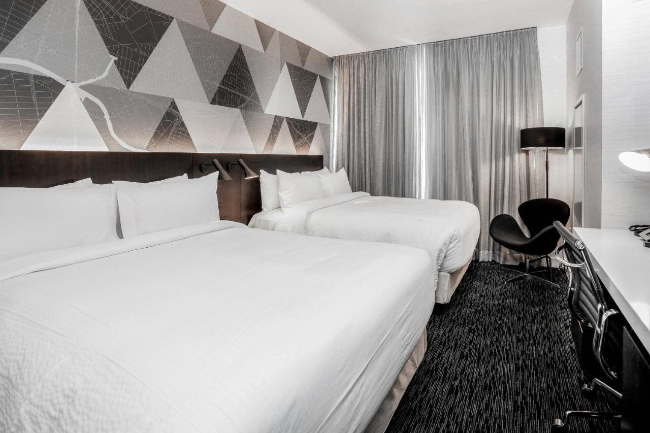 Zimmer mit 2 Queensize-Betten