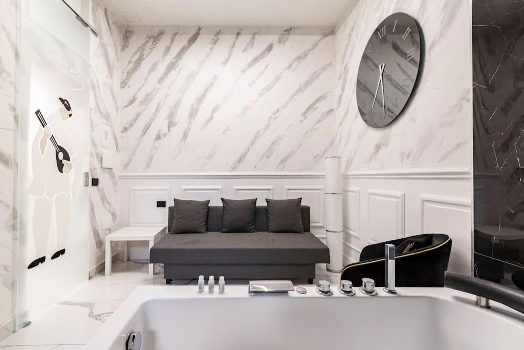 Doppel-/Zweibettzimmer mit eigenem Bad