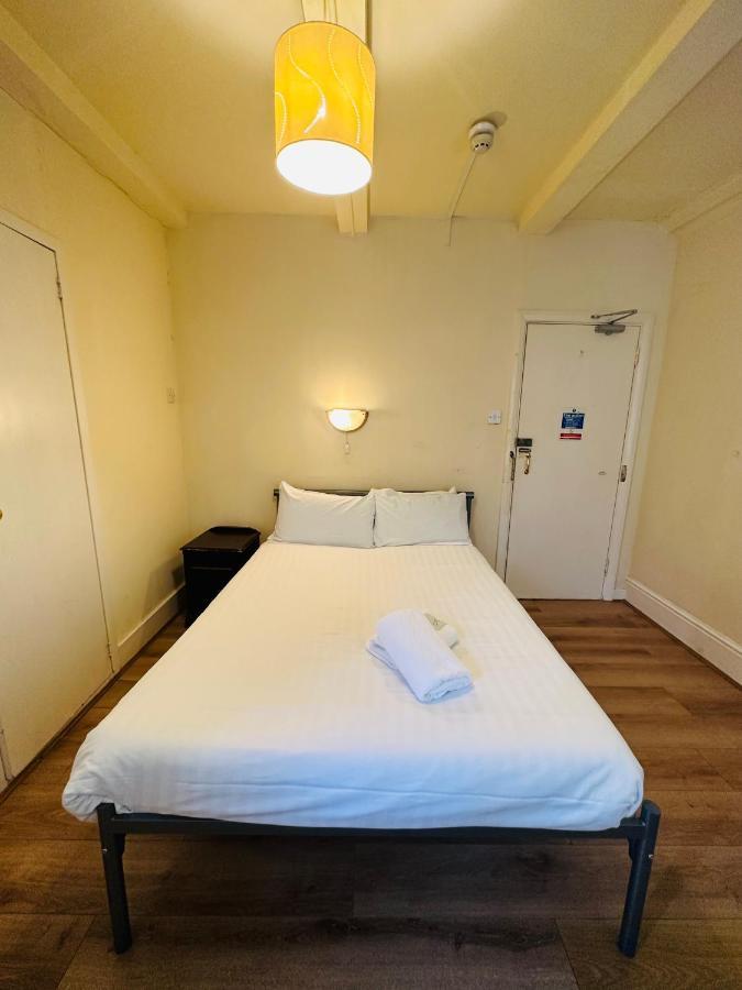 En Suite Double Room,1395946559:JPEG