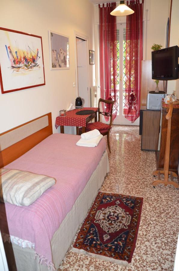 Deluxe Einzelzimmer mit Balkon