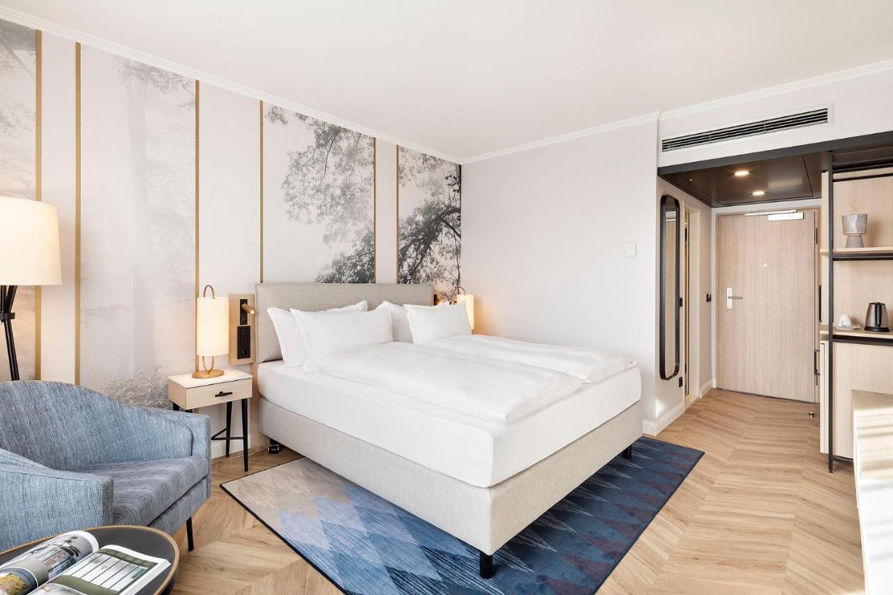 Zimmer mit Kingsize Bett