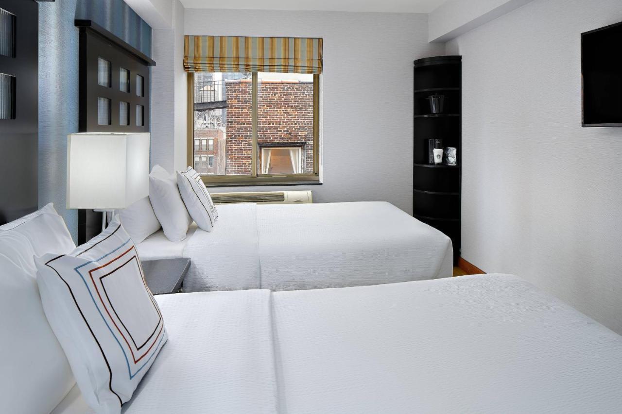 Suite mit 1 Schlafzimmer, 2 Doppelbetten und Schlafsofa