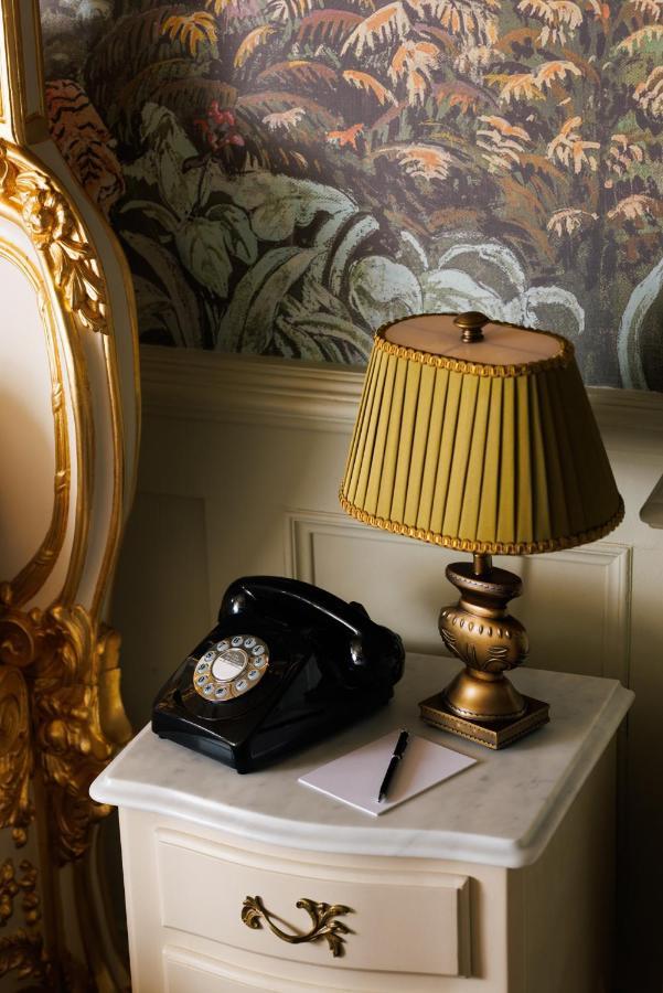 Royal Classic Family Queen Room, 2 Queen  (Club Lounge Access with Complimentary Breakfast, Cocktails & Snacks)