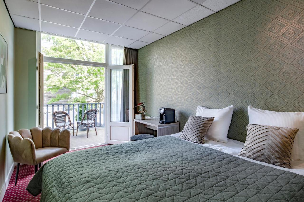 Doppelzimmer mit Balkon