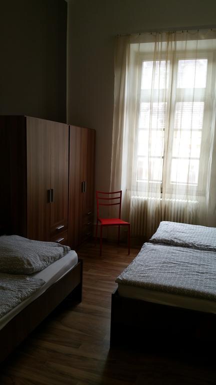 Dreibettzimmer