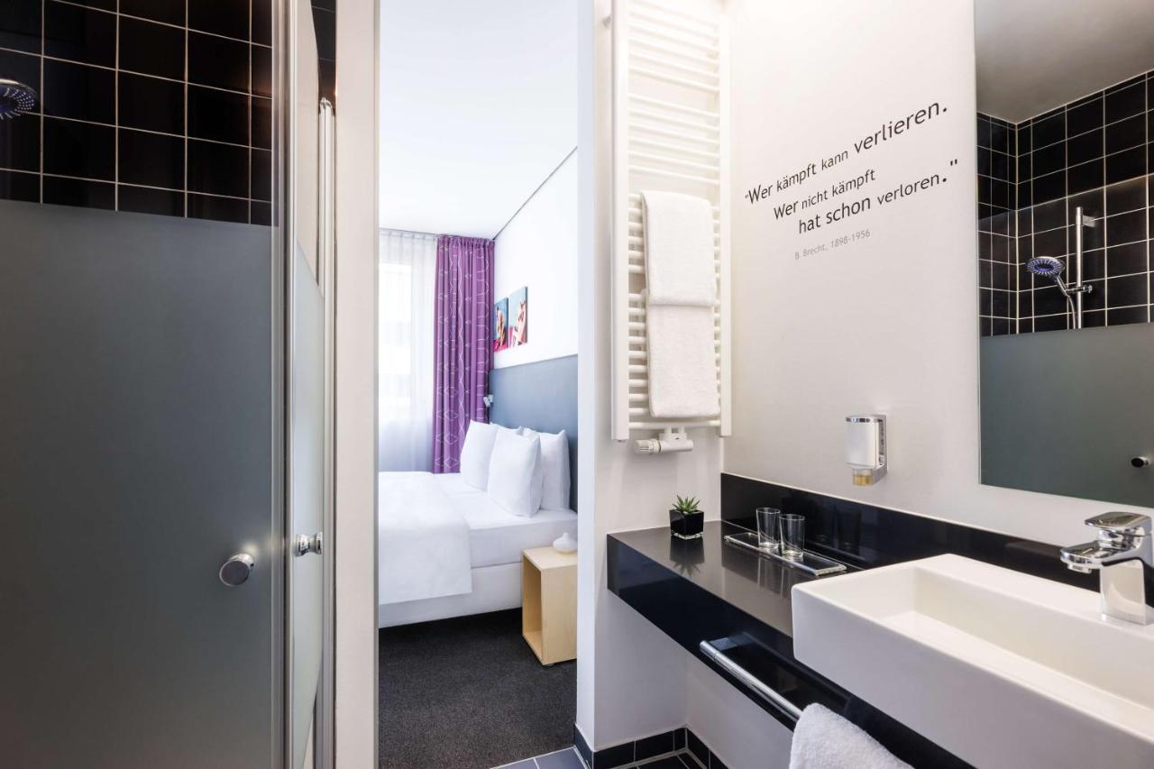 Zweibettzimmer mit Waldblick