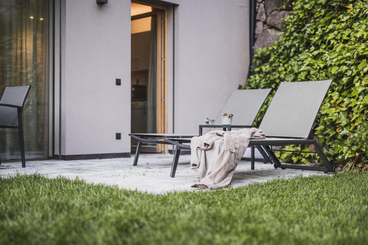 Studio mit Gartenblick