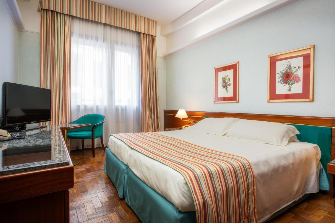 Deluxe Doppel-/Zweibettzimmer