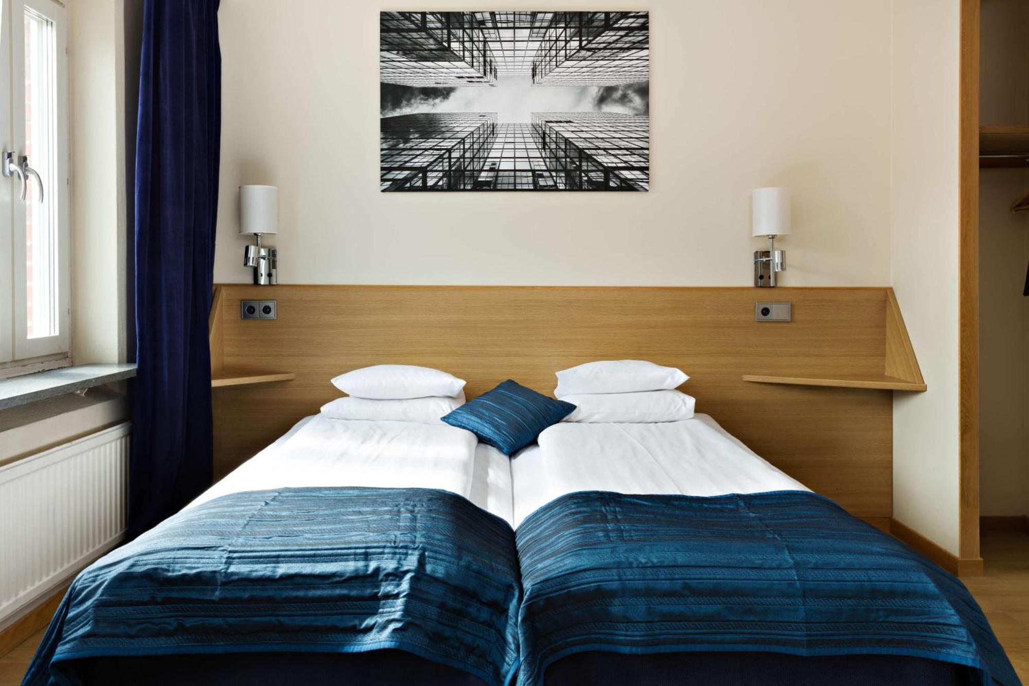 Standard Doppelzimmer mit 2 Einzelbetten – Nichtraucher