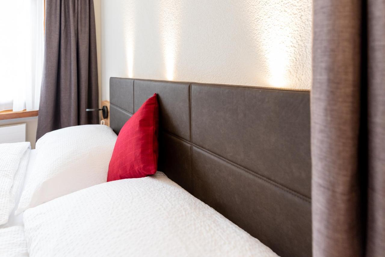 Doppelzimmer mit Balkon
