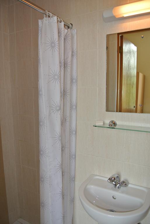Basic Einzelzimmer mit Gemeinschaftsbad