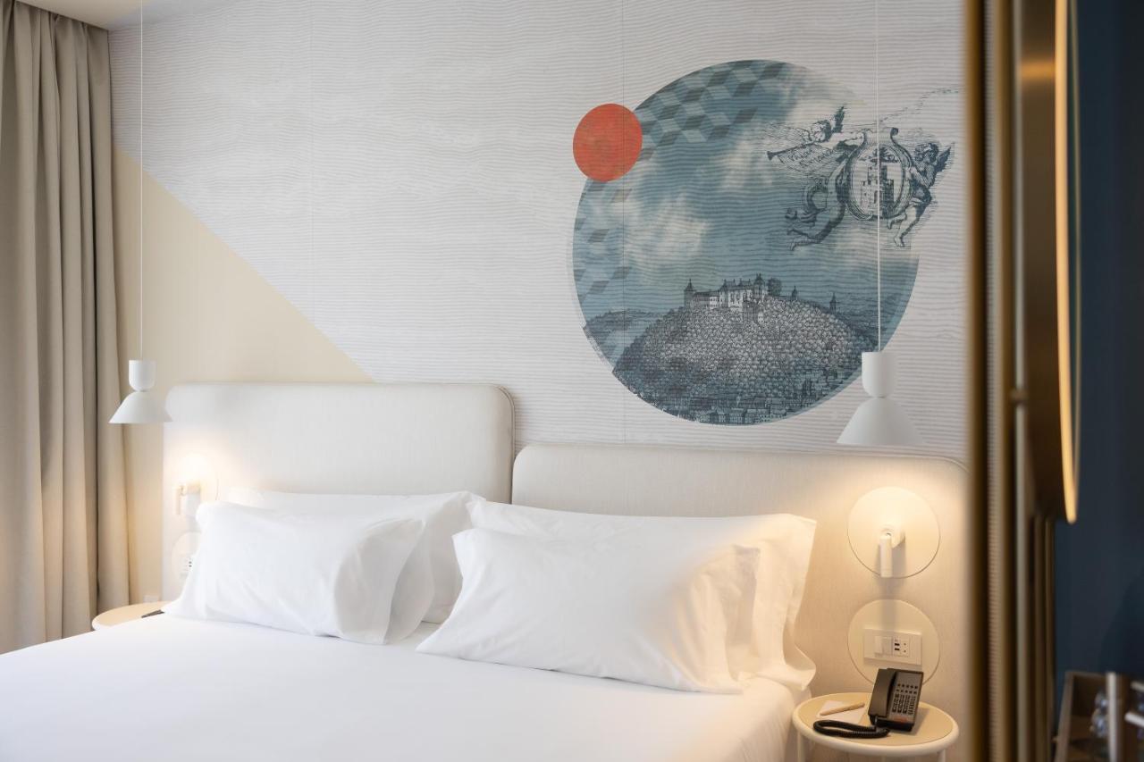 Deluxe Zimmer mit Kingsize-Bett und Schlossblick
