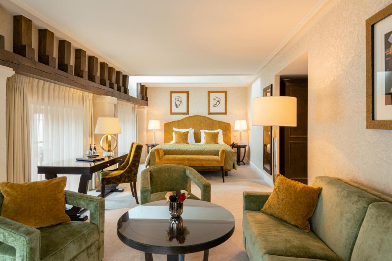 Junior Suite mit Blick auf den Belfried