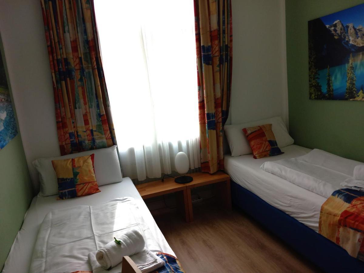 Standard Dreibettzimmer