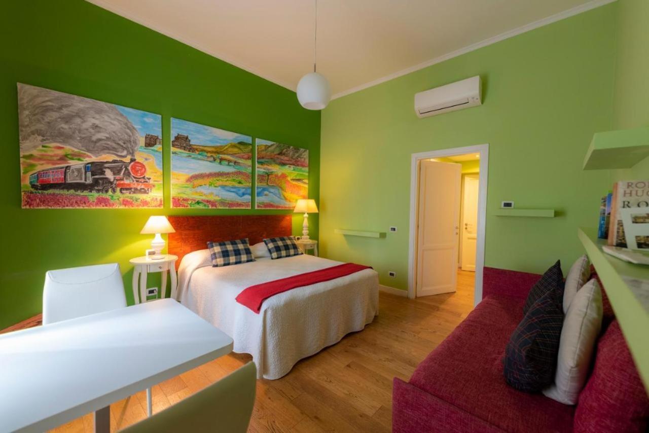 Deluxe Zimmer mit Kingsize-Bett