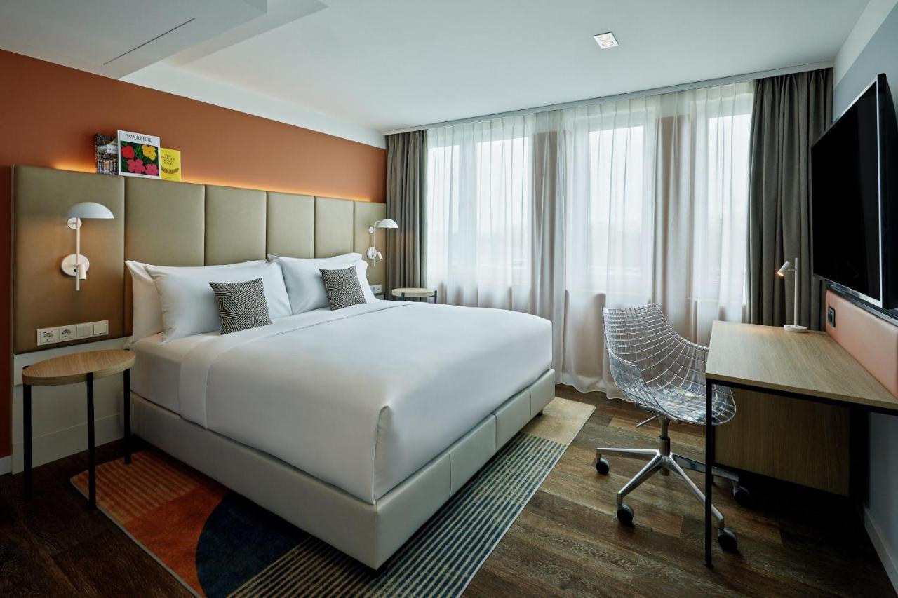 Comfort Zimmer mit Kingsize-Bett