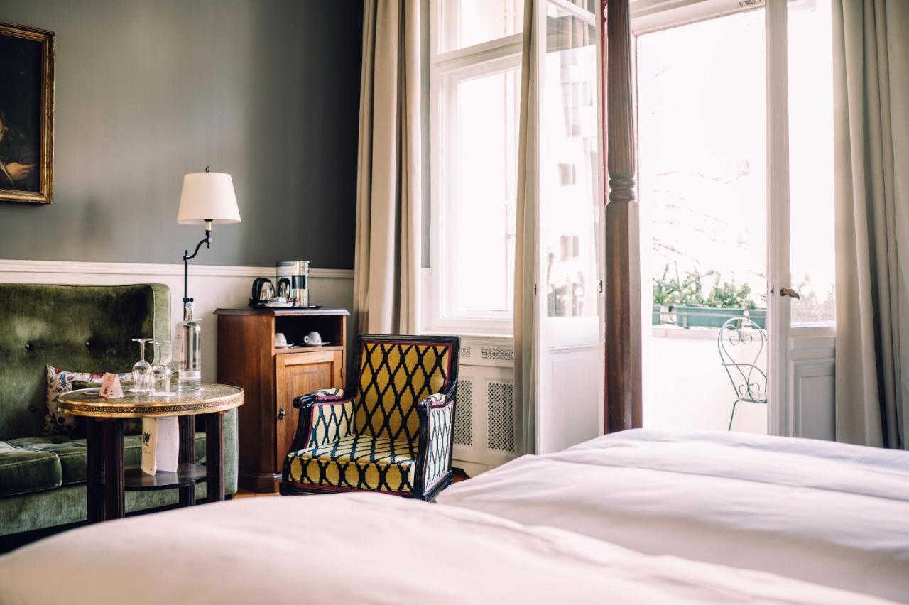 Salon Doppelzimmer mit Balkon