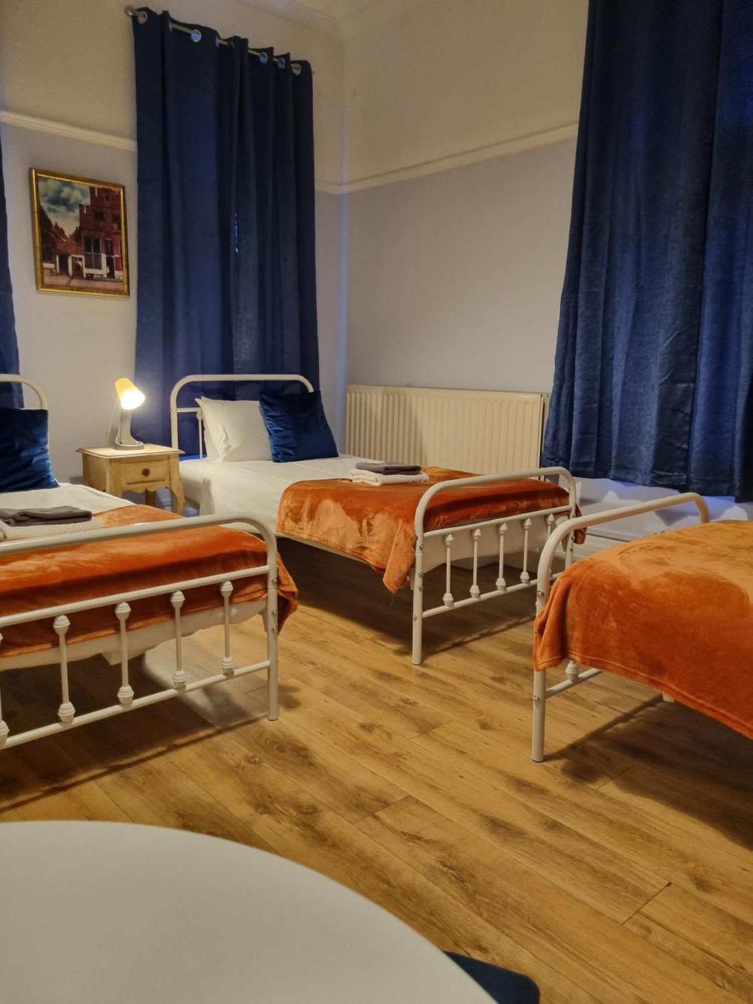 Dreibettzimmer