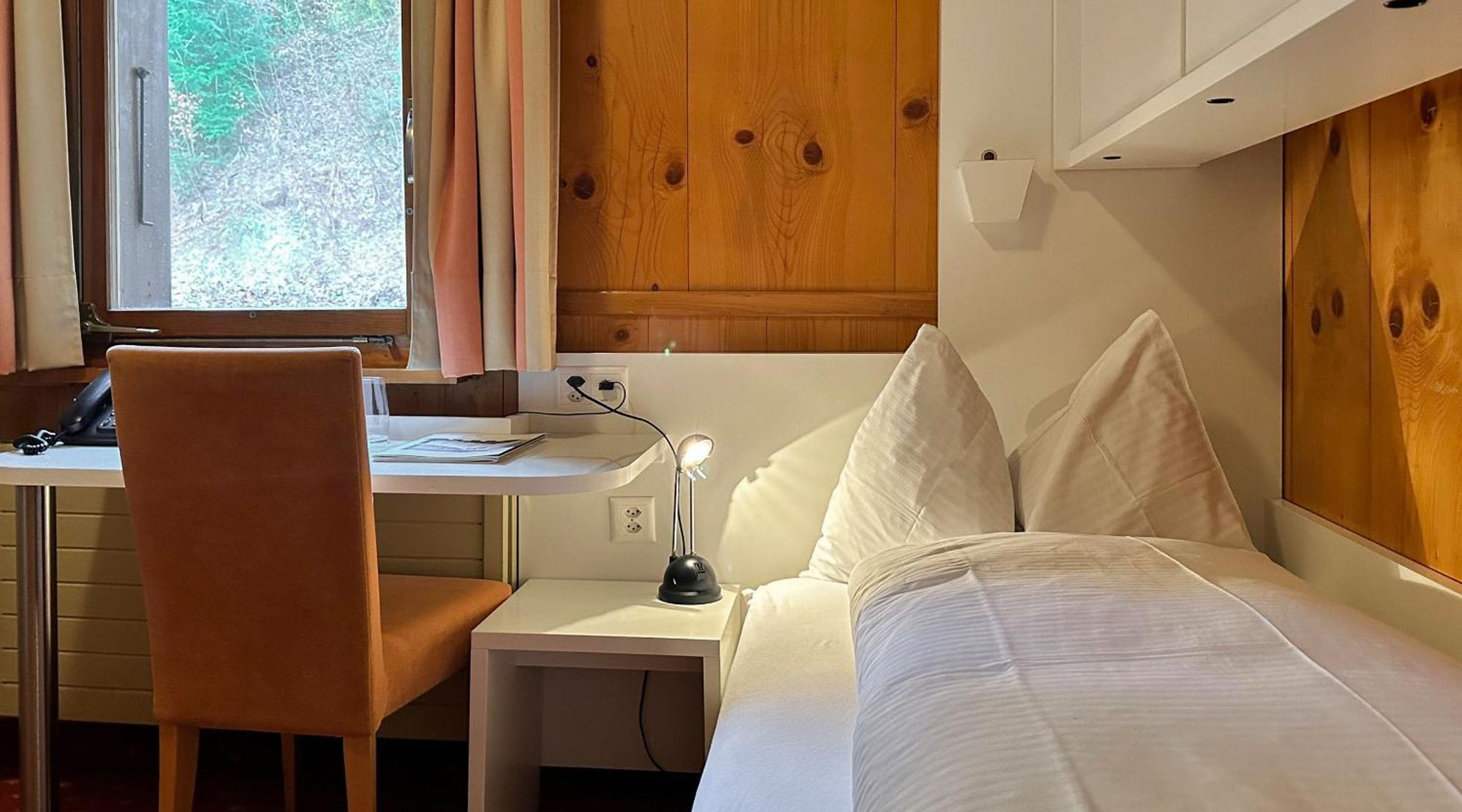 Einzelzimmer