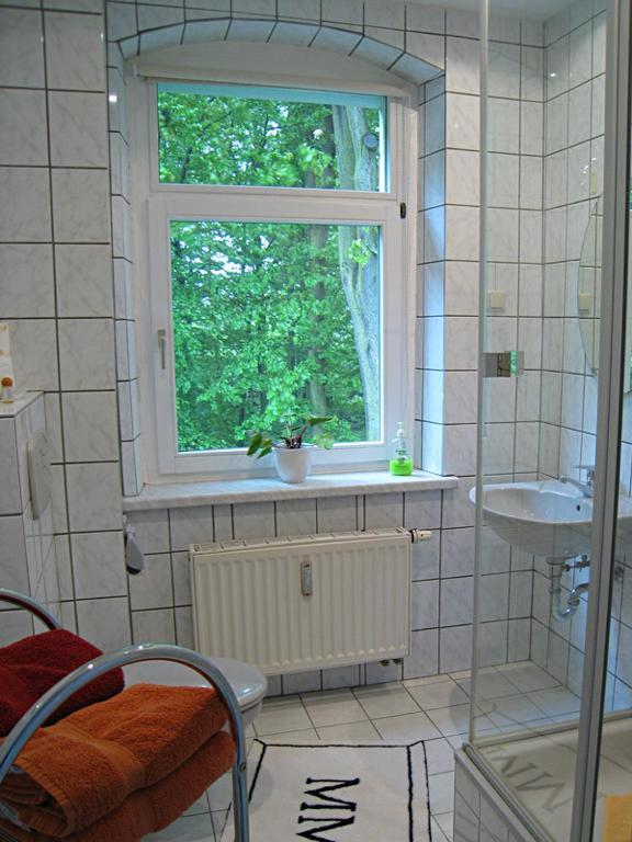 Basic Doppelzimmer mit externem Bad