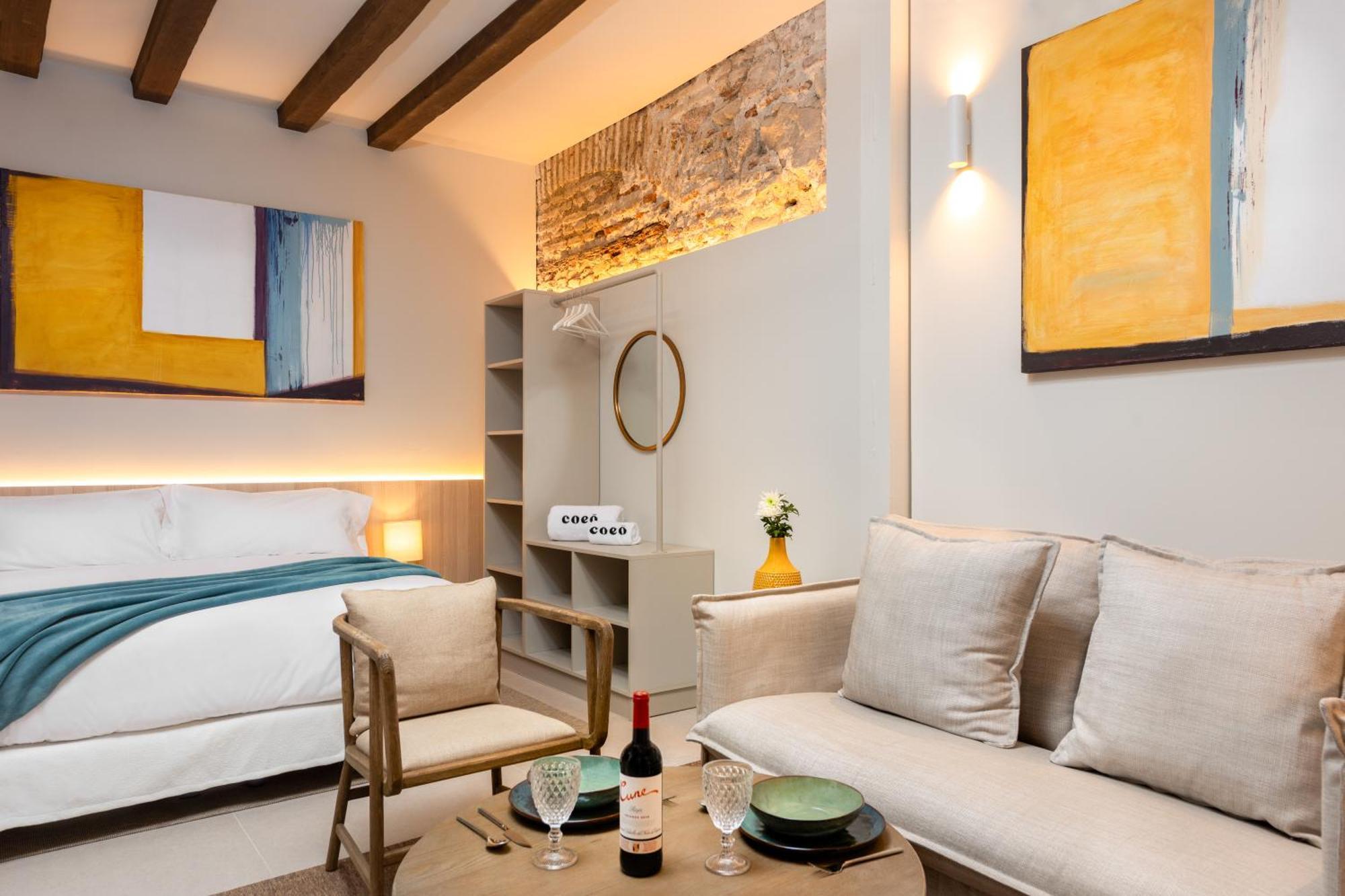 Studio-Apartment im Erdgeschoss (ohne Fenster)