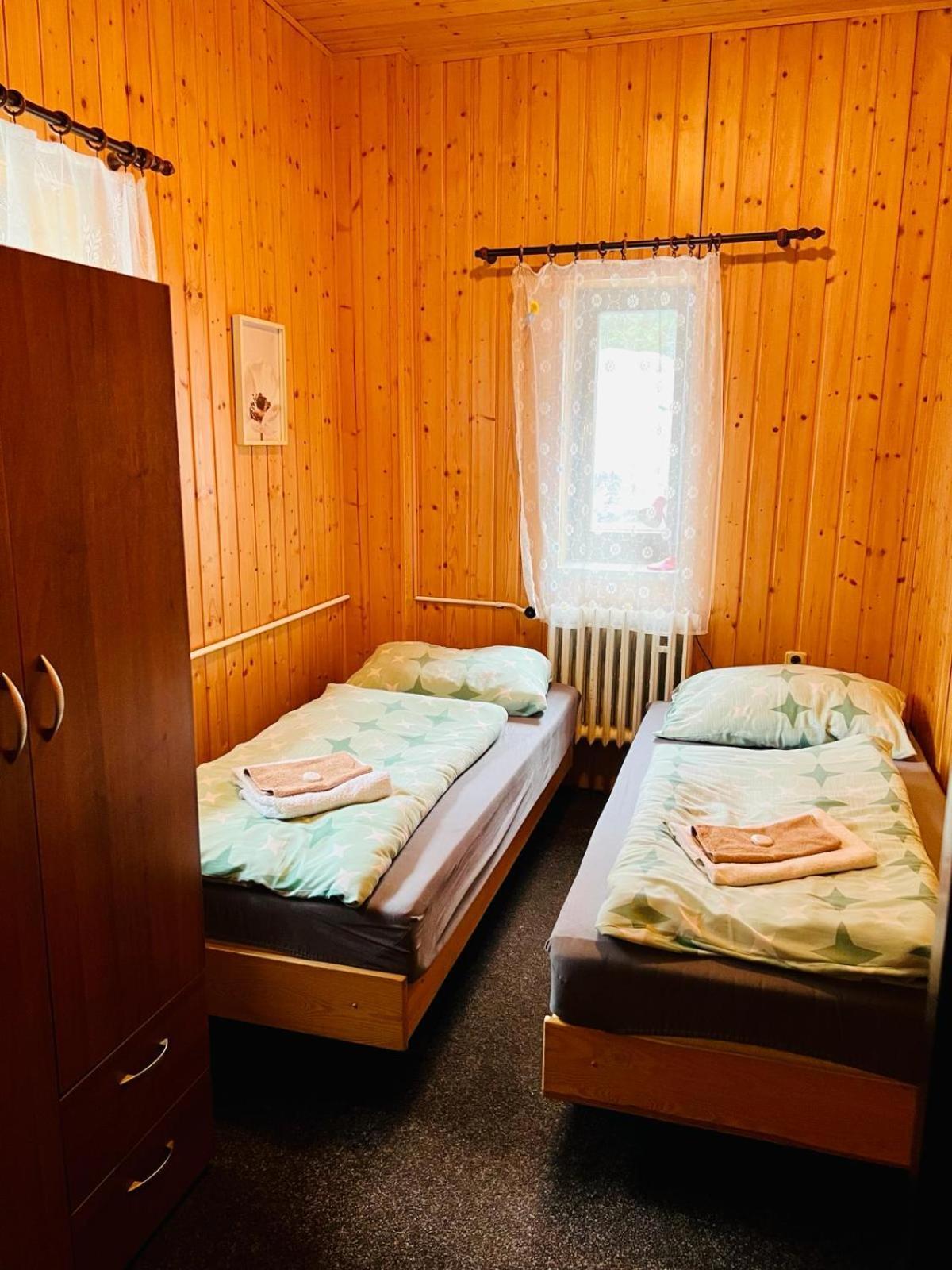 Zweibettzimmer
