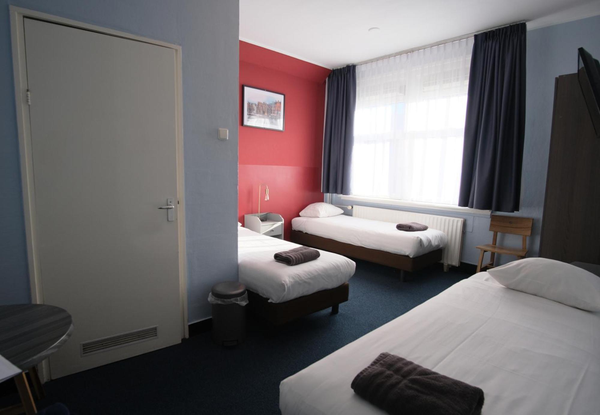 Dreibettzimmer