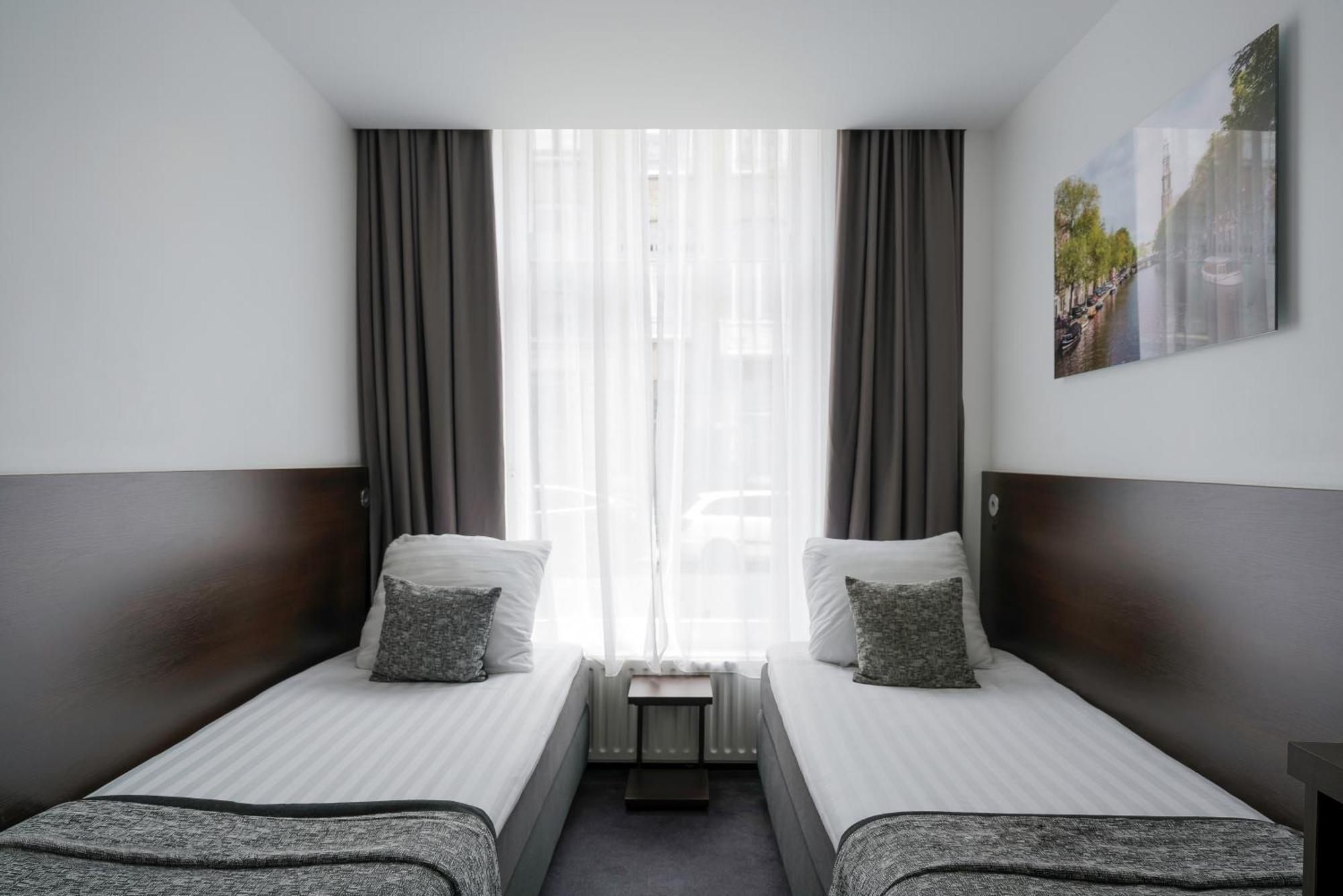 Zweibettzimmer