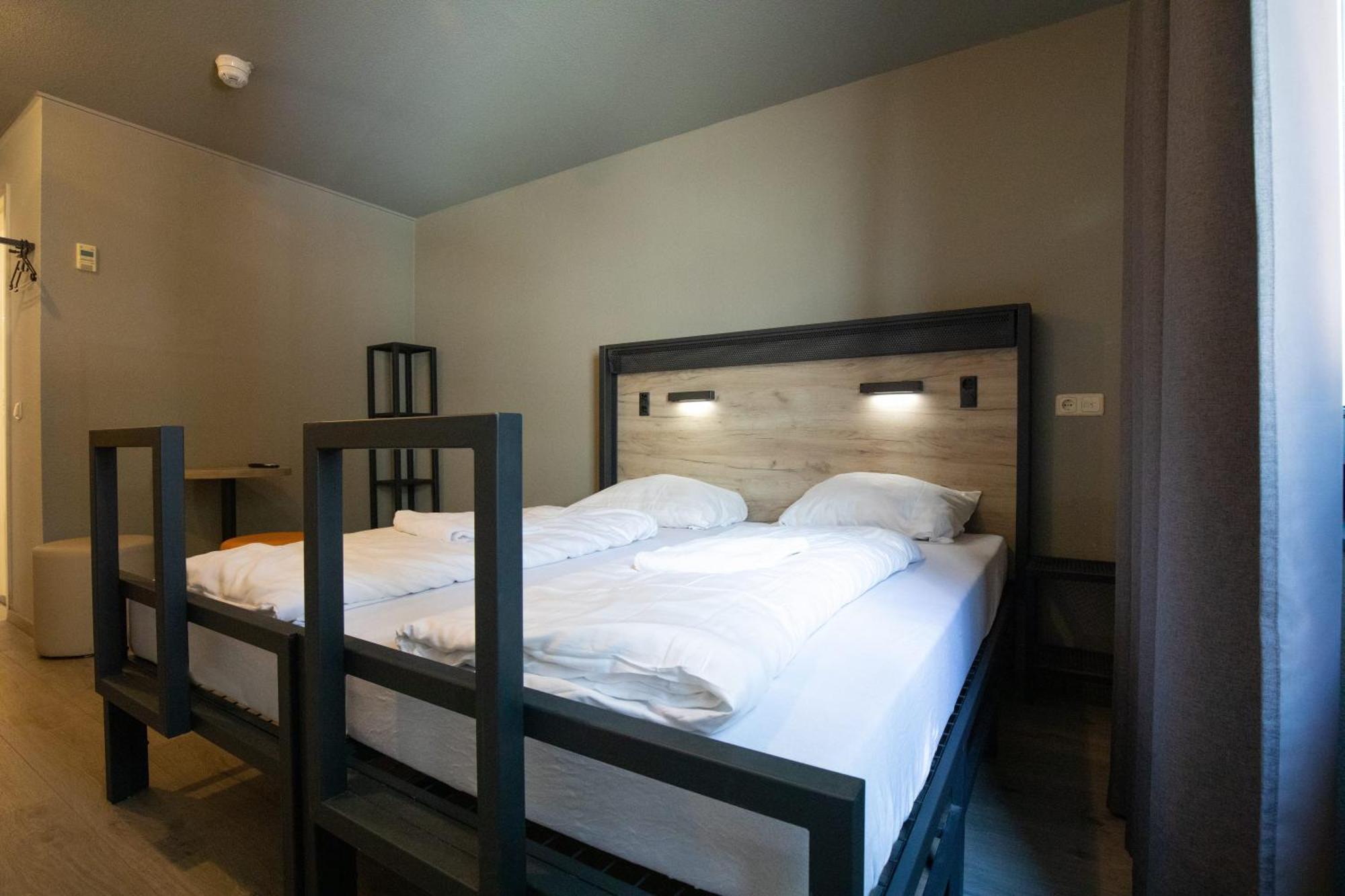 Zweibettzimmer