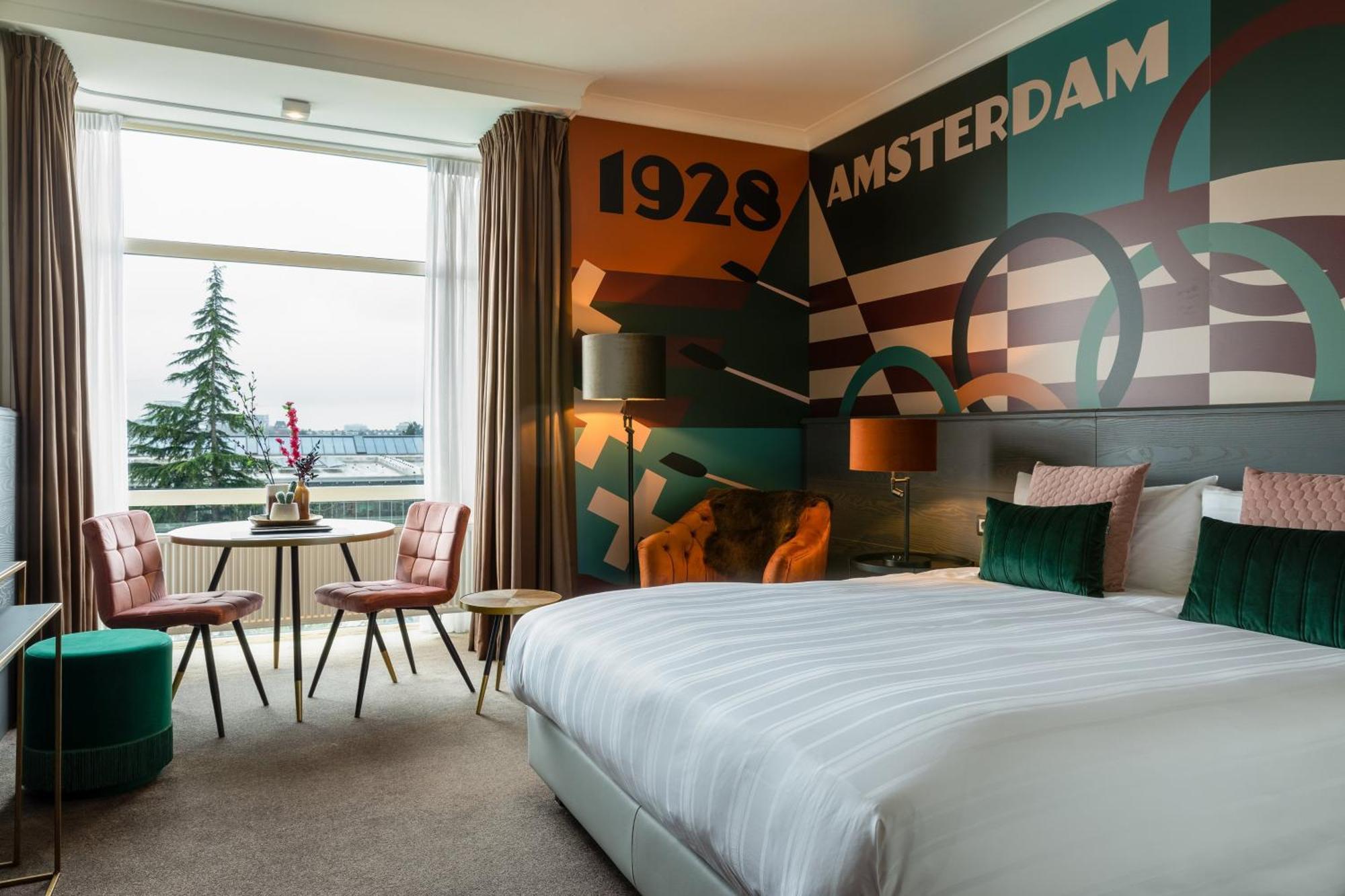 Deluxe Zimmer mit Kingsize-Bett