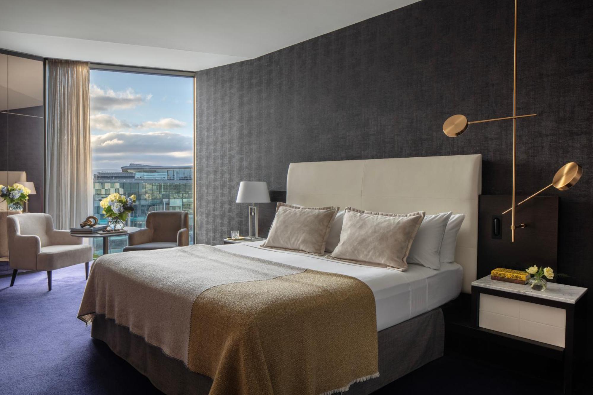 Premium Zimmer mit Zustellbett und Aussicht (2 Erwachsene und 1 Kind)