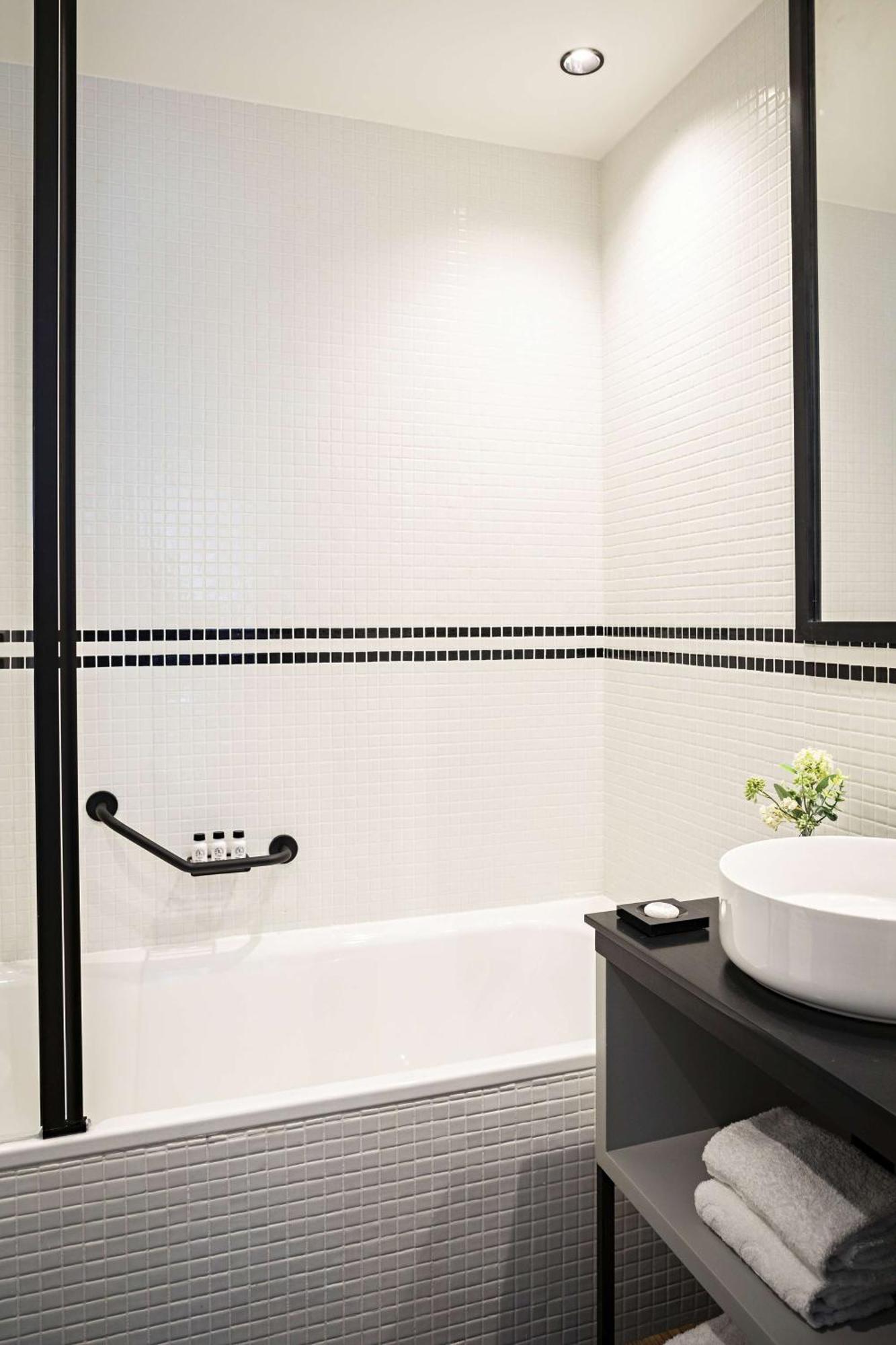 Executive Zimmer mit Kingsize-Bett und Badewanne