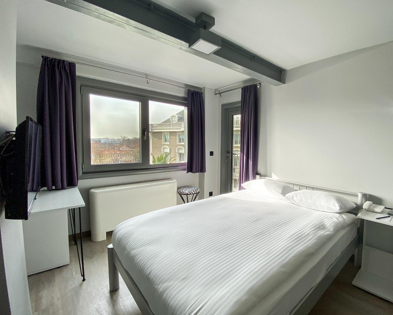 Deluxe Double Room with Balcony,1530719722:JPEG