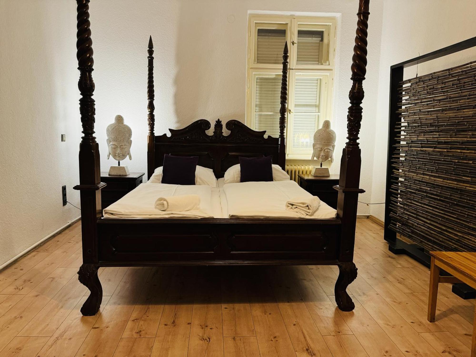 Basic Dreibettzimmer mit Gemeinschaftsbad