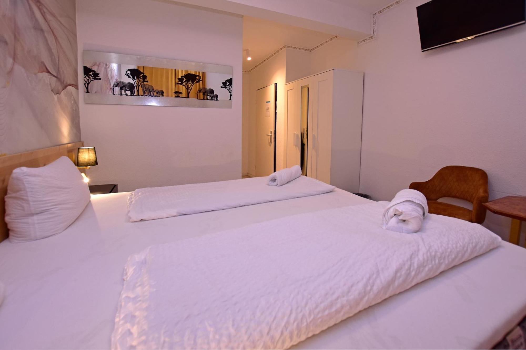 Doppelzimmer mit eigenem Bad