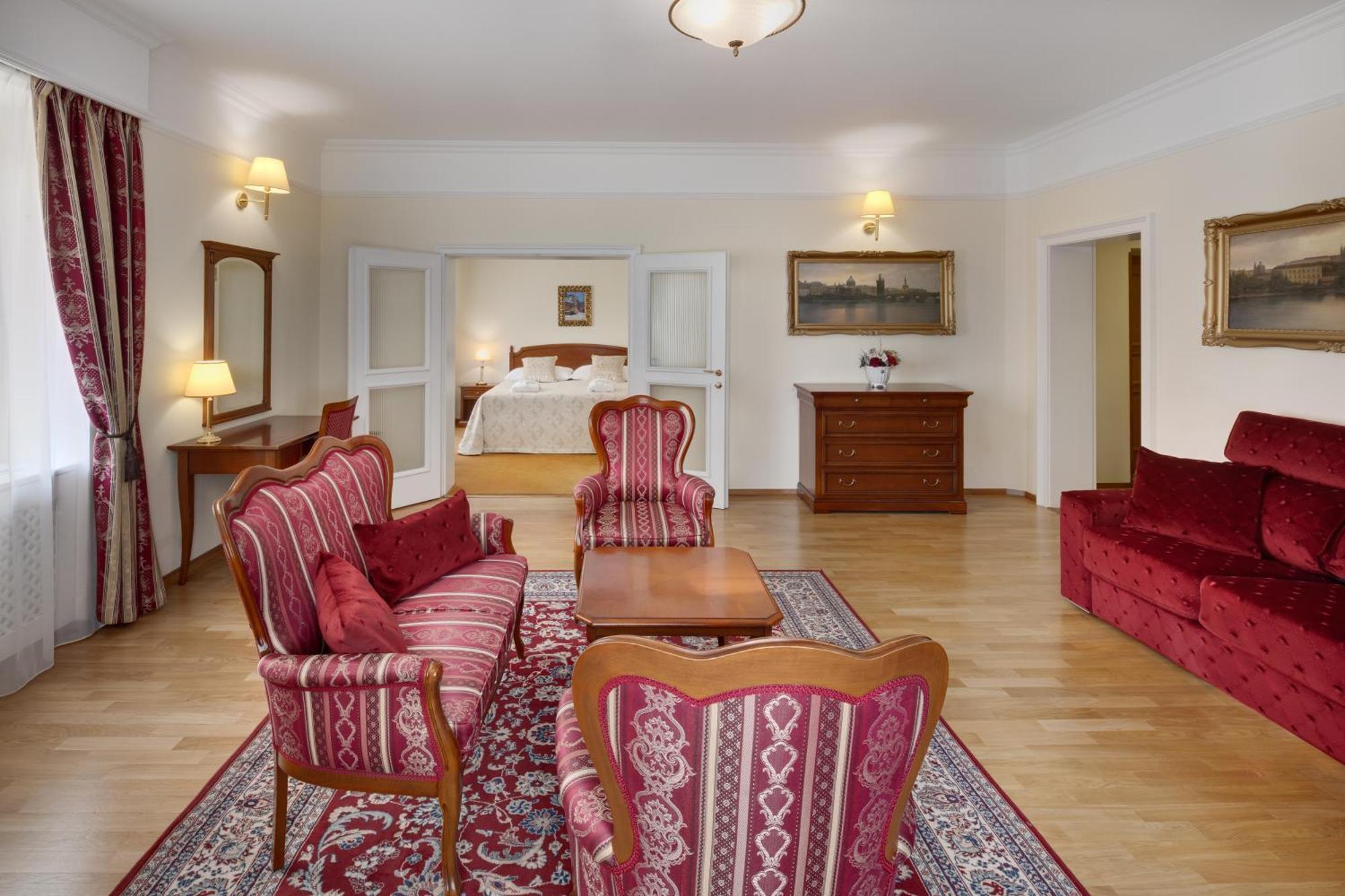 One-Bedroom Suite,1710266435:JPEG