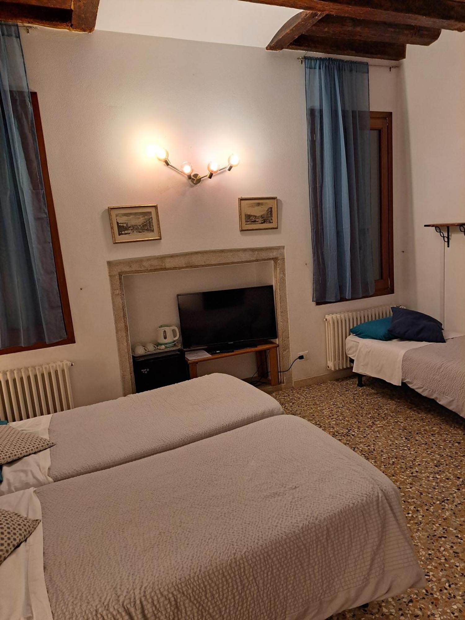 Dreibettzimmer - Nebengebäude