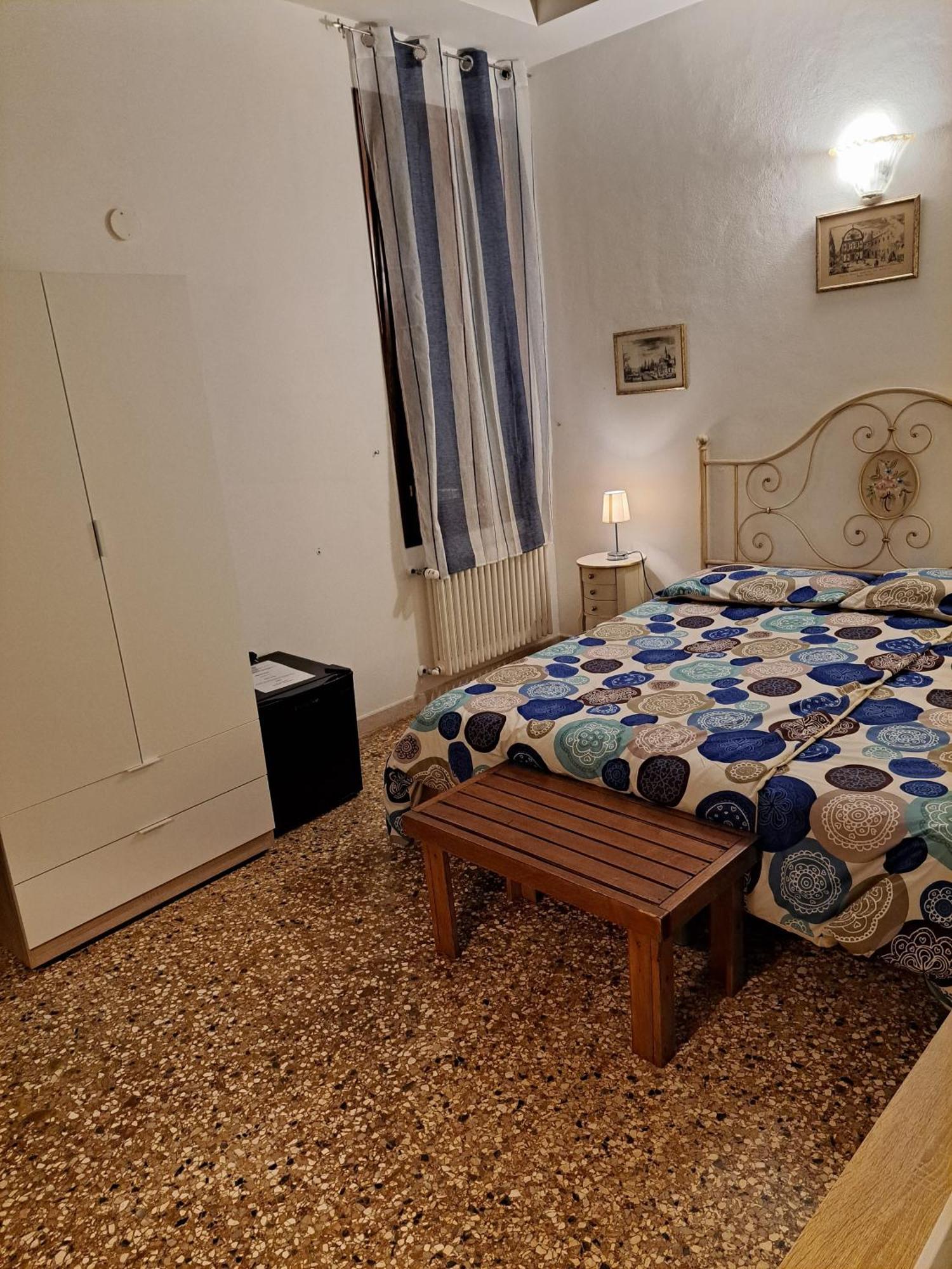 Doppel-/Zweibettzimmer - Nebengebäude