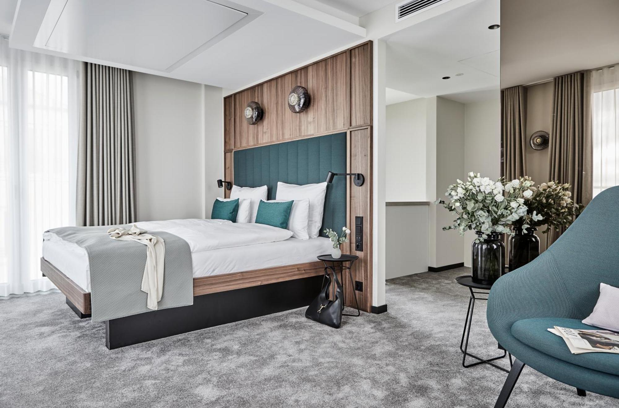 Suite Sky mit Dachterrasse und Whirlpool mit Meerblick